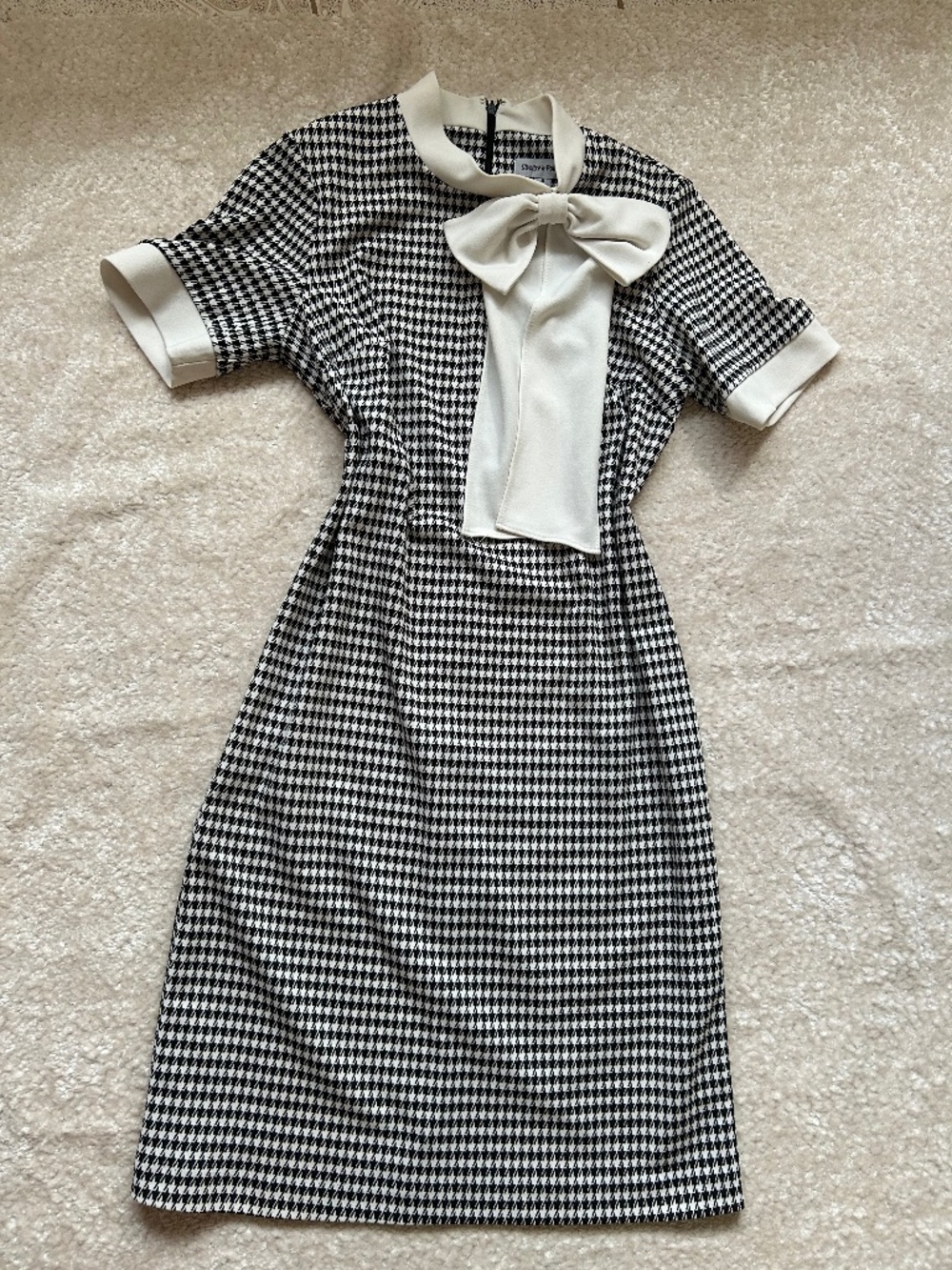 Shelby & Palmer Houndstooth Women's Dress Size 8